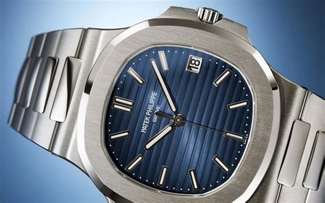 Patek Philippe nautilus white gold